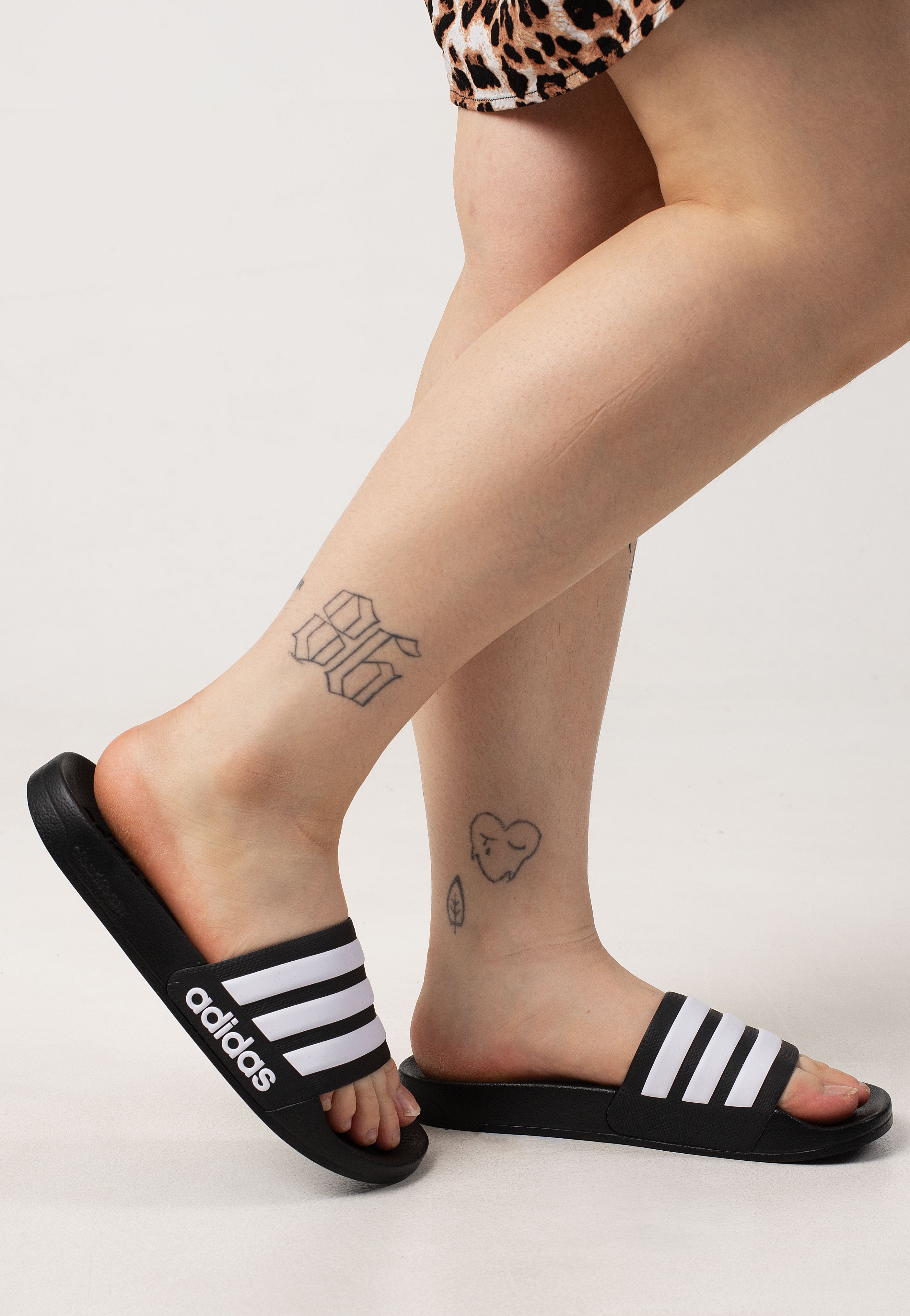 Adidas - Adilette Shower Cblack/Ftwwht/Cblack - Slides Free Shipping Pay With Visa