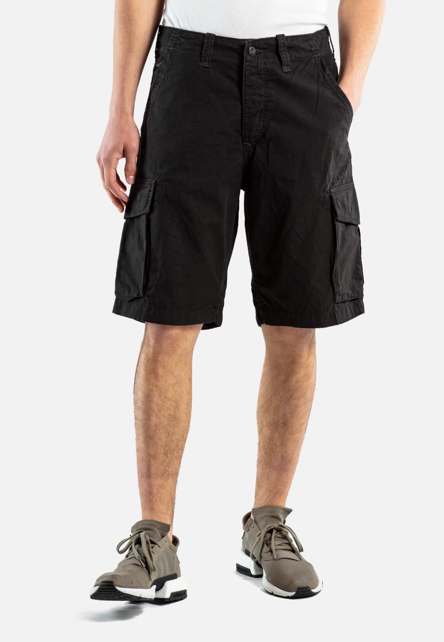 REELL - New Cargo Black - Shorts Pre Order Online