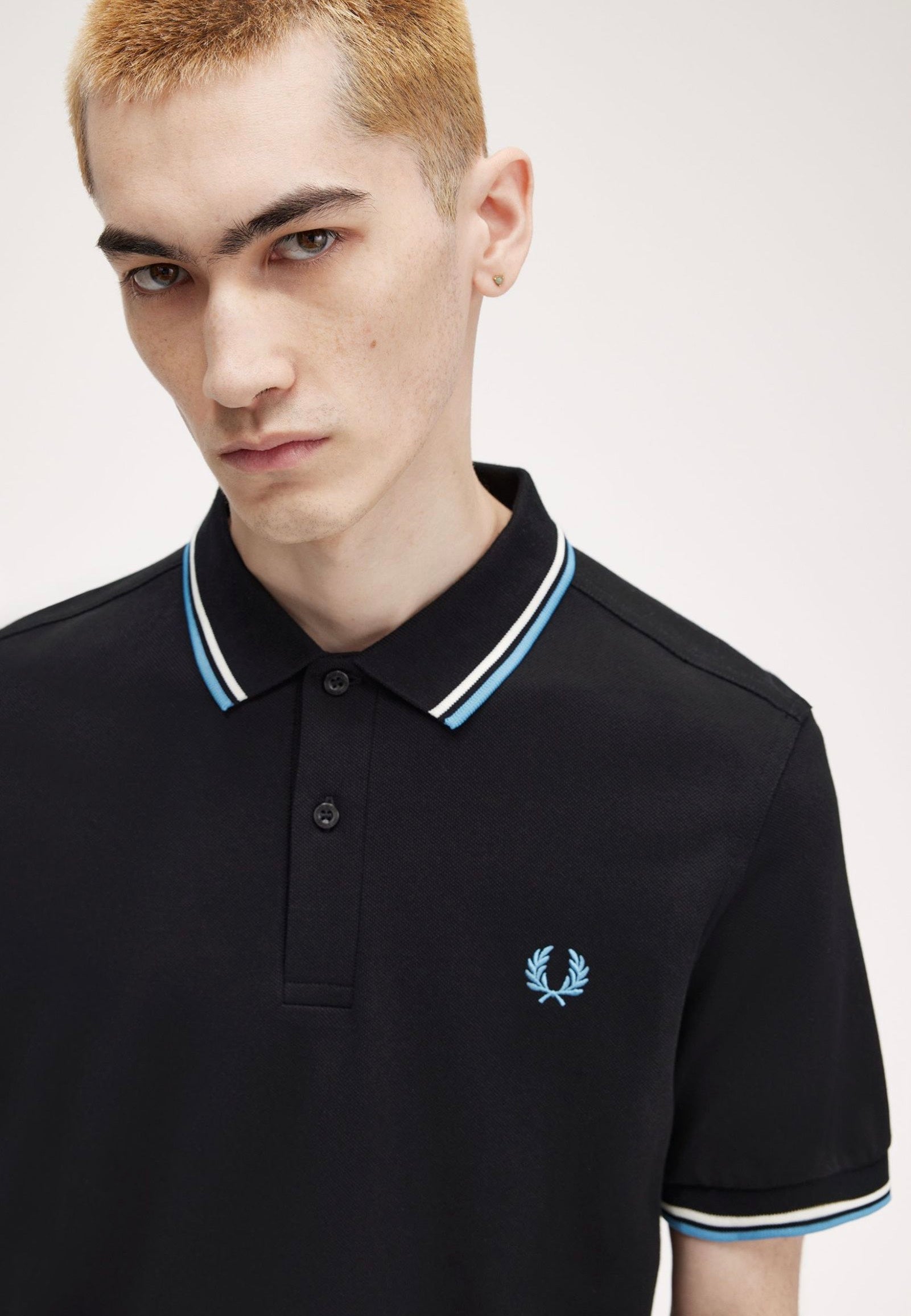 Fred Perry - The Twin Tipped Blk/Ecru/Softblu - Polo Free Shipping Popular