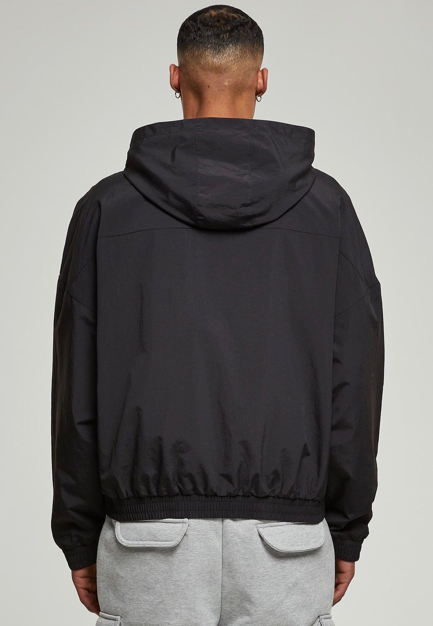 Urban Classics - 90'S Pull Over Black - Jacket