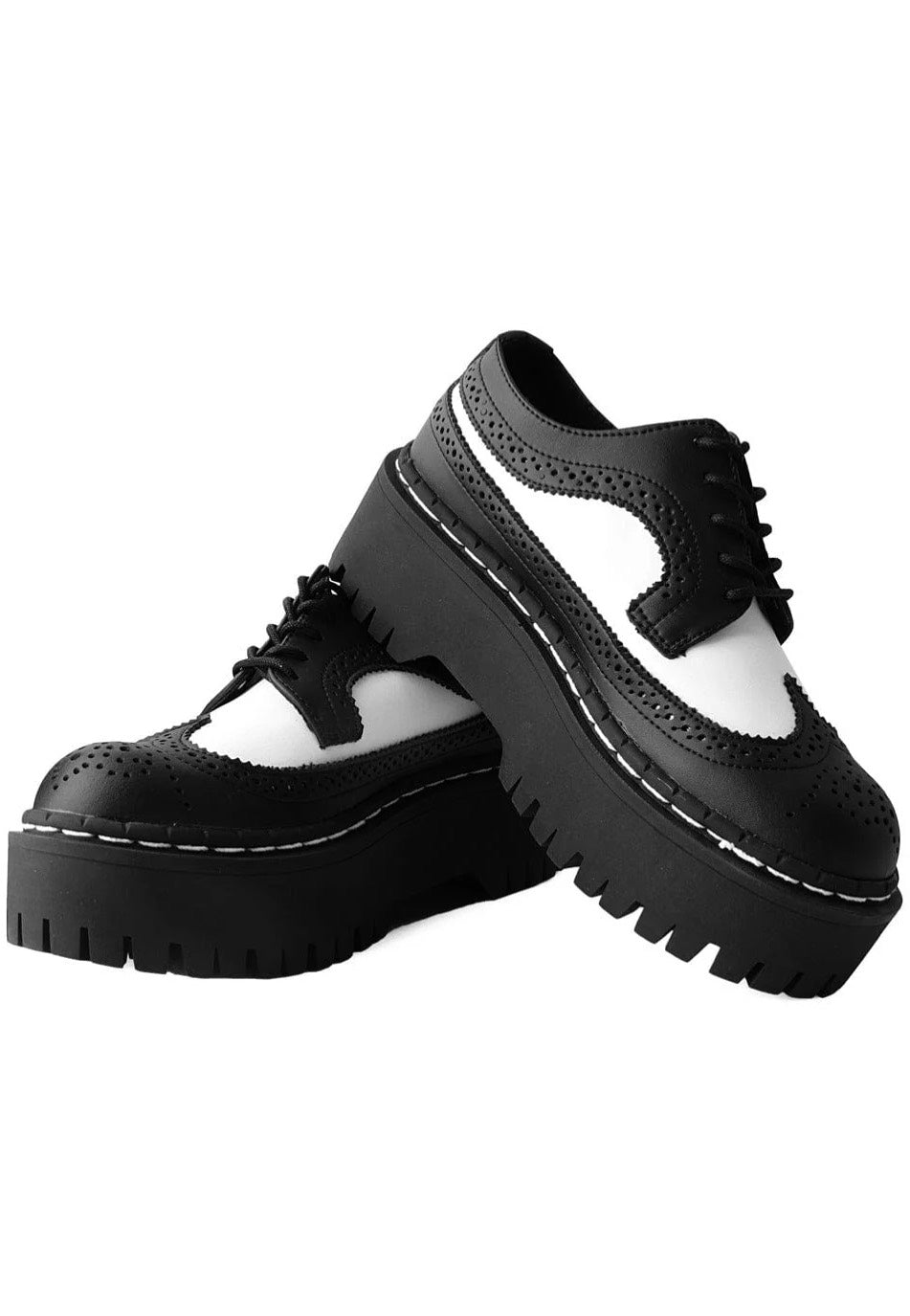 T.U.K. - Double Decker Brogue Lace Up Black/White - Girl Shoes Clearance Amazing Pice