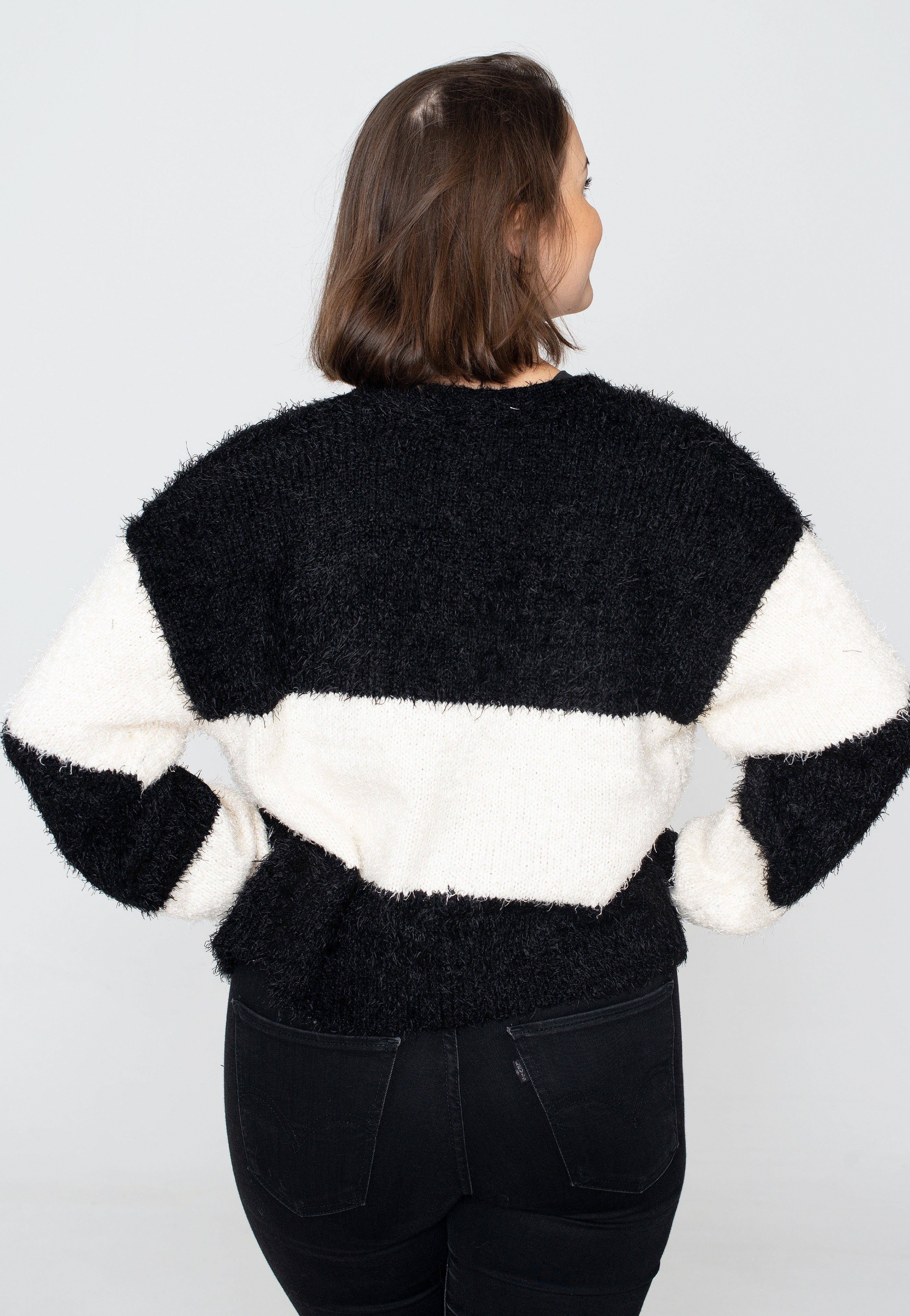 Urban Classics - Ladies Short Oversized Feather Black/Whitesand - Cardigan Latest Sale Online