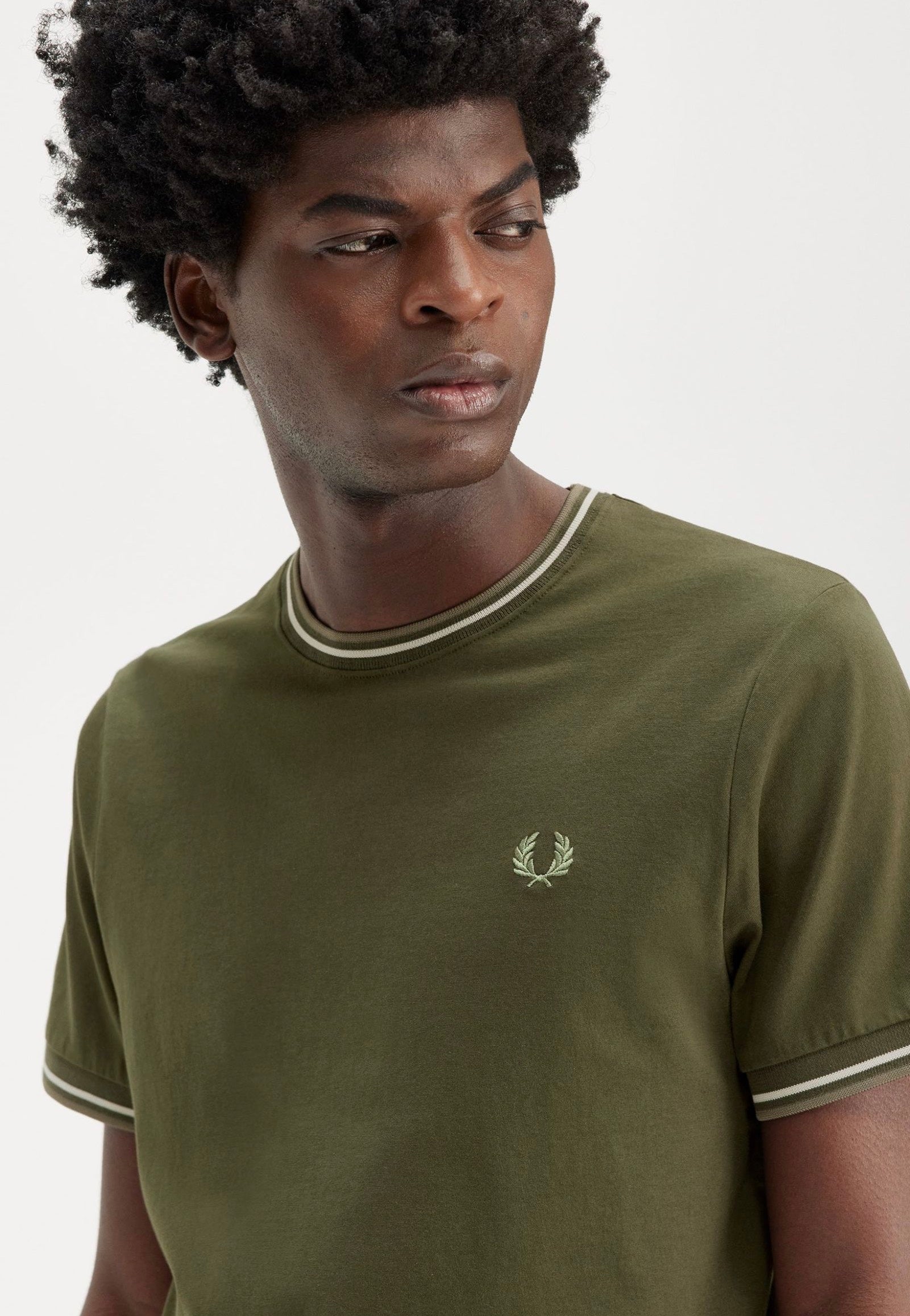 Fred Perry - Twin Tipped Hntgrn/Loyst/Lwg - T-Shirt Big Sale