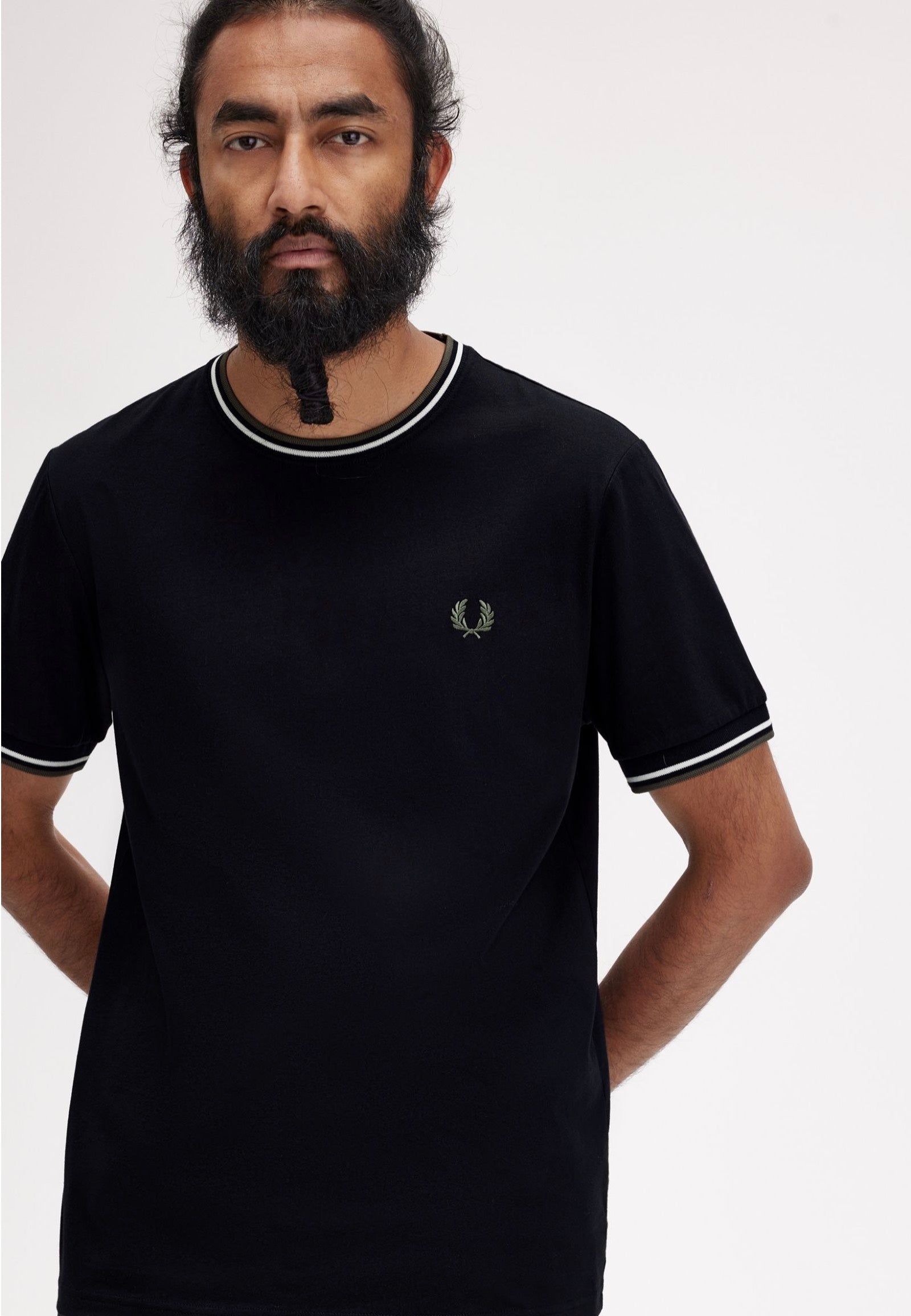 Fred Perry - Twin Tipped Black/Ecru/Laurel Wreath Green - T-Shirt Footlocker Pictures Online