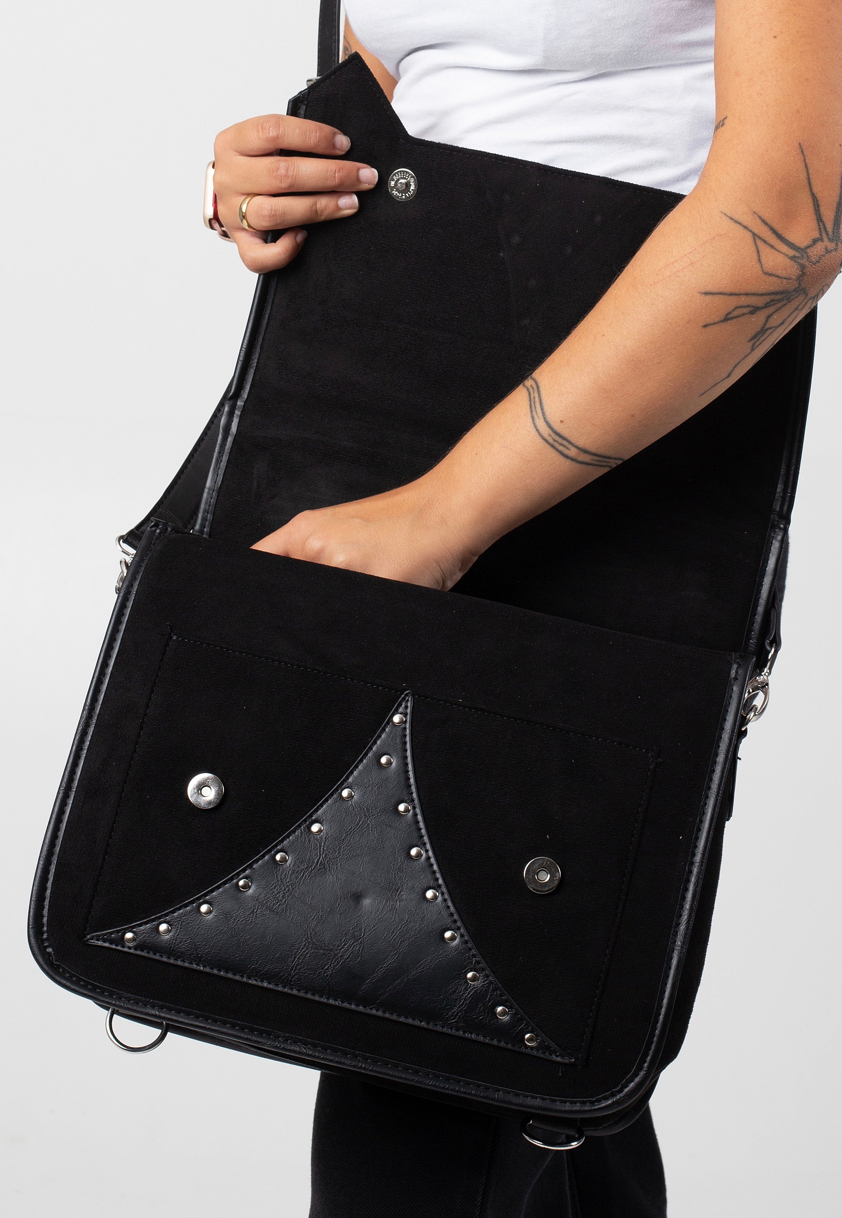 Restyle - Bat Knocker Messenger Black - Bag Excellent