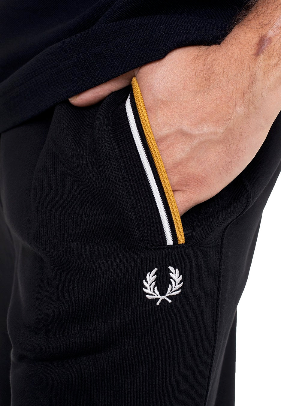 Fred Perry - Tipped Loopback Black - Sweat Pants Fashionable Online