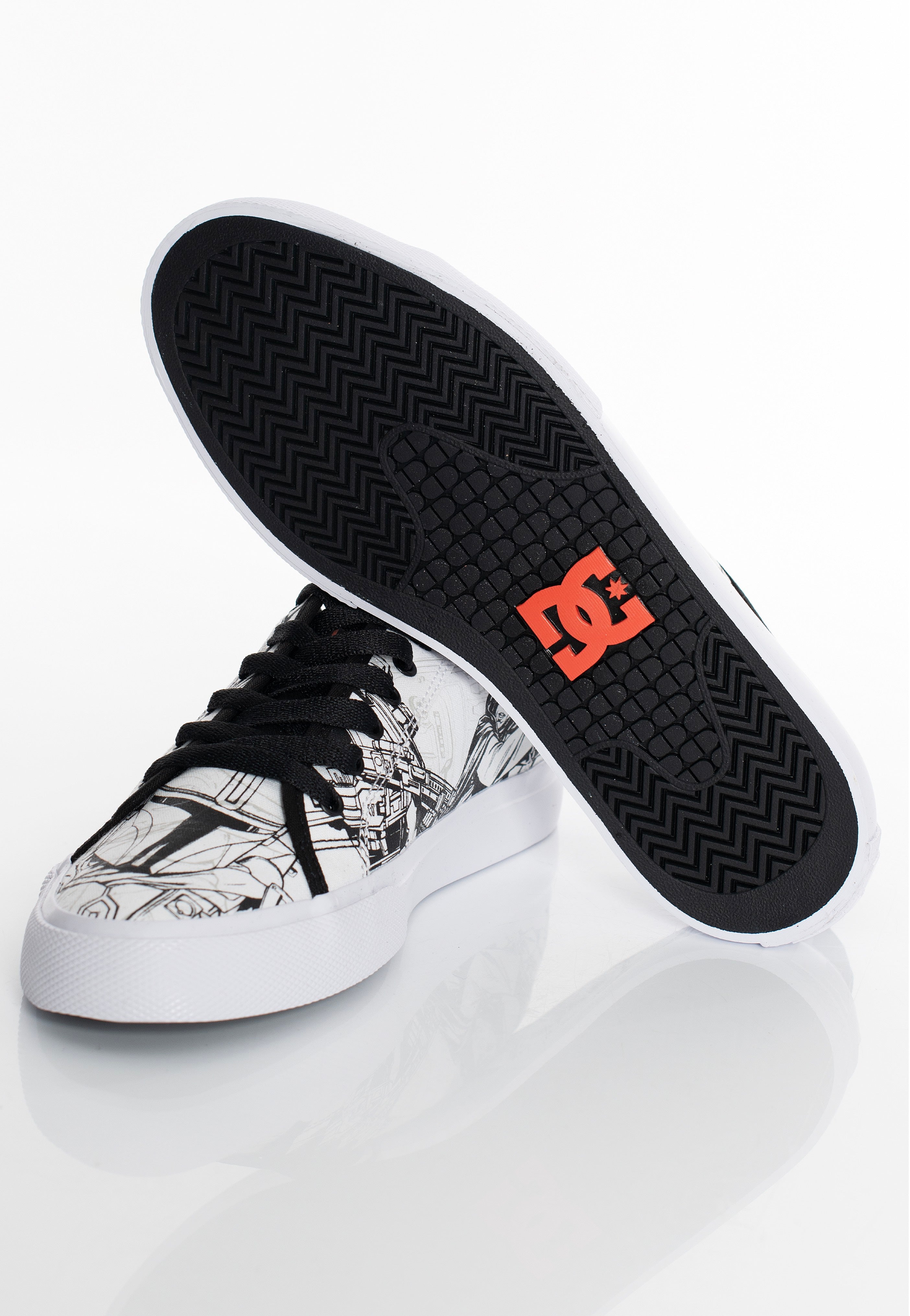 DC x The Mandalorian - Manual White/Black - Shoes Cheap Discounts