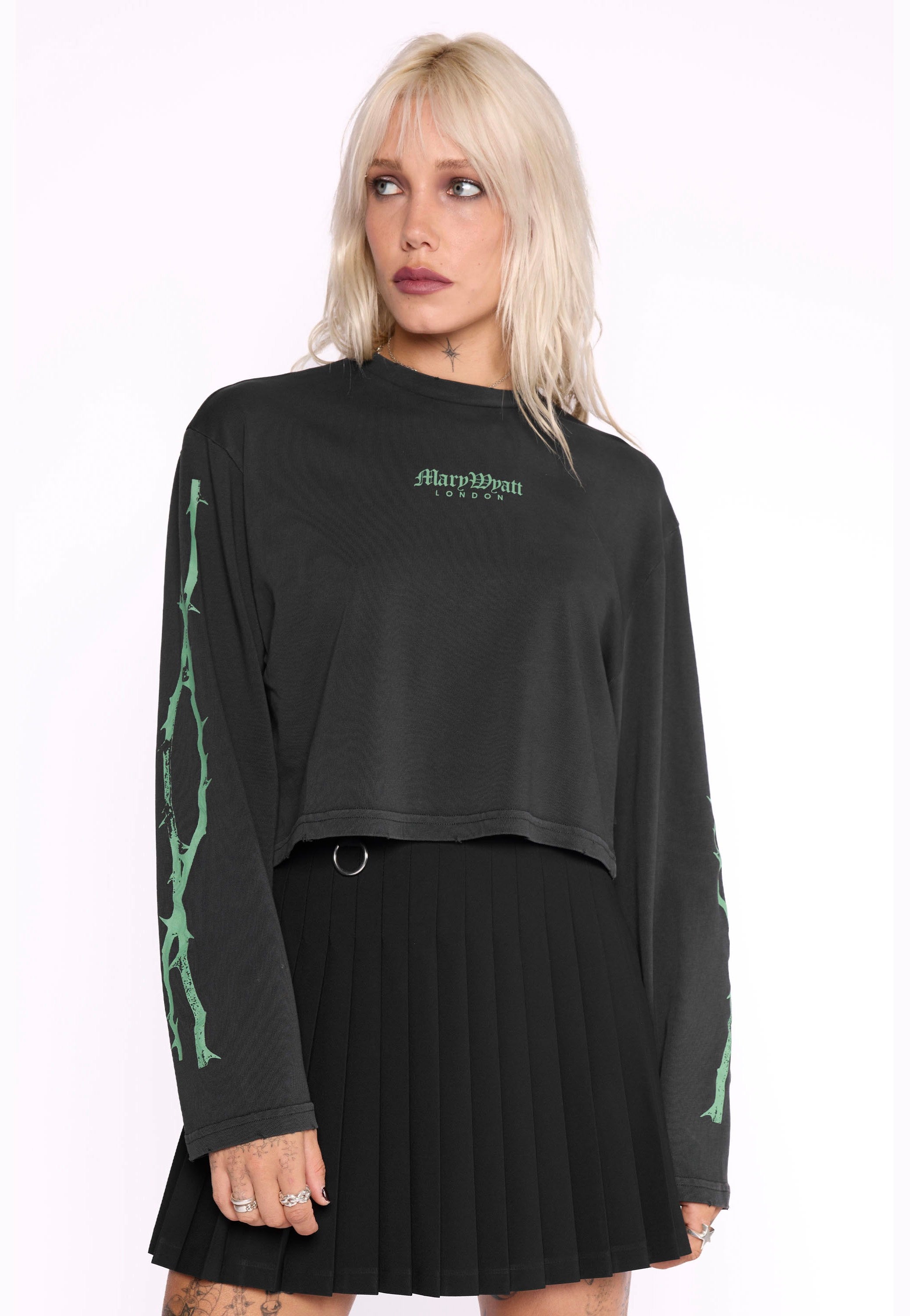 Mary Wyatt - Druidess Vintage Black - Longsleeve Clearance Inexpensive