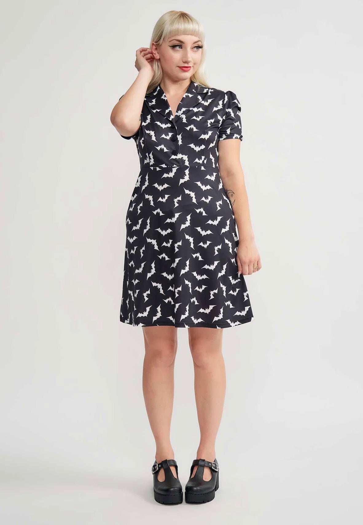 Sourpuss Clothing - Luna Bats Rosie - Dress Outlet Finishline