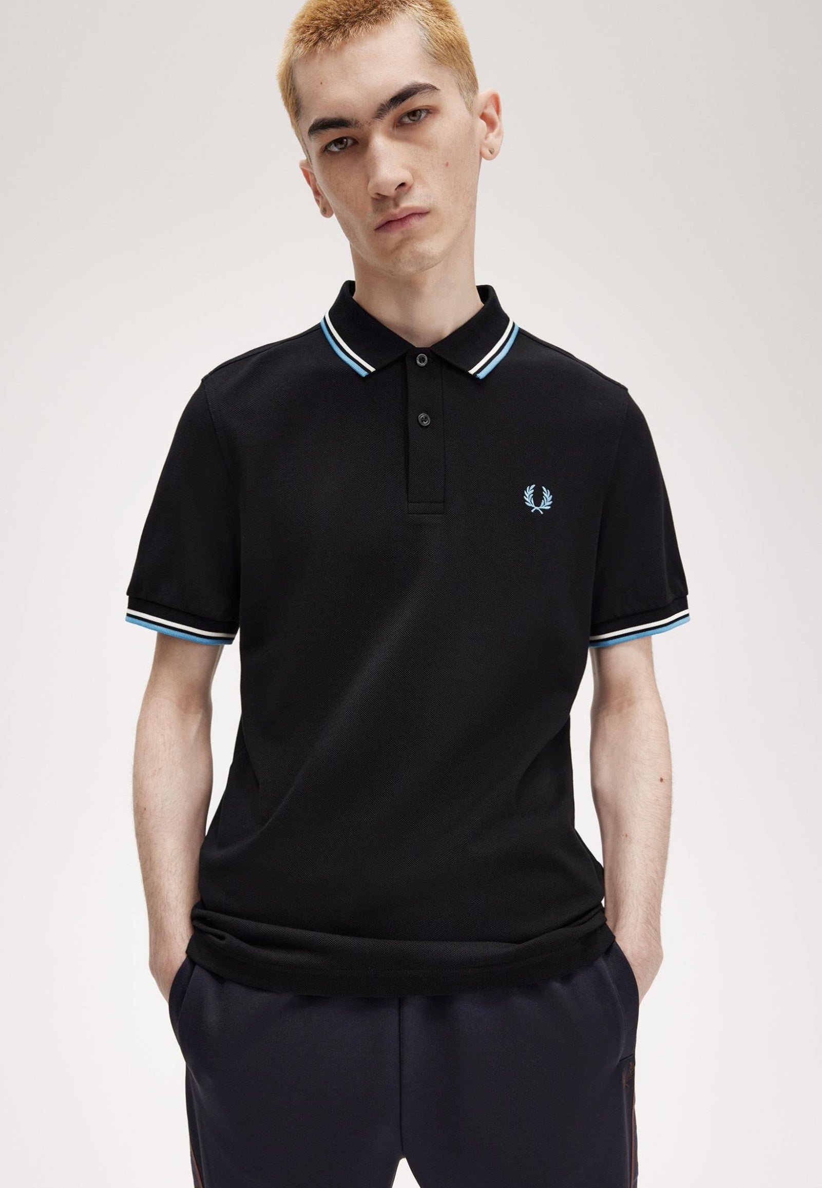 Fred Perry - The Twin Tipped Blk/Ecru/Softblu - Polo Free Shipping Popular