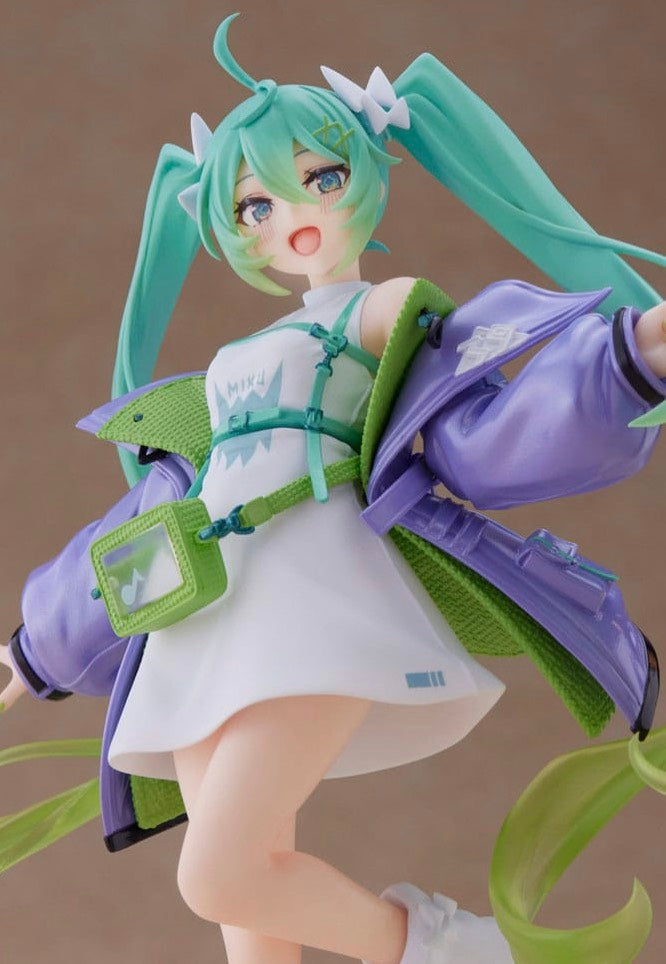 Hatsune Miku - Hatsune Miku Fashion Sporty - Figure Free Shipping Good Selling