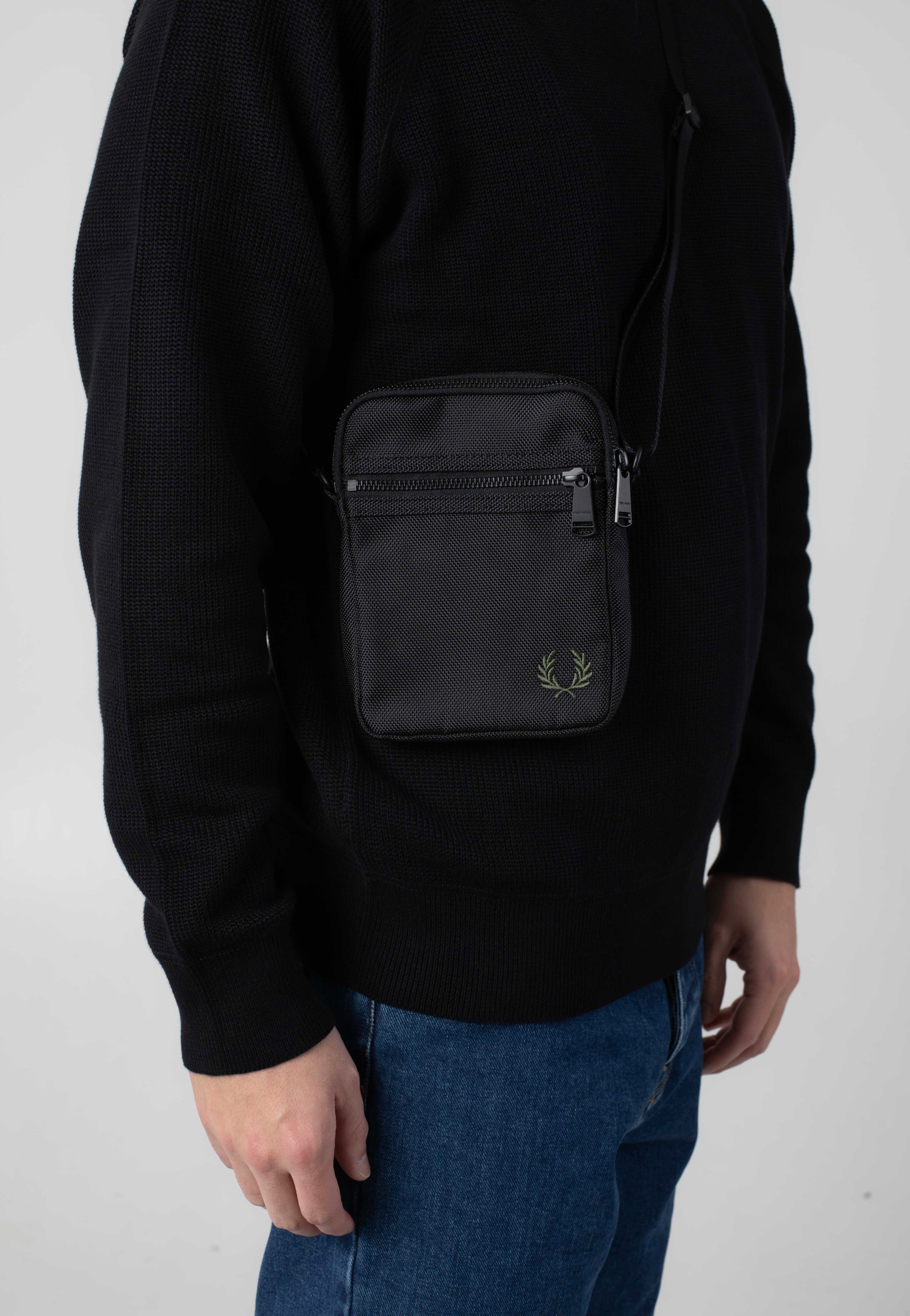 Fred Perry - Ballistic Nylon Side Black - Bag Popular