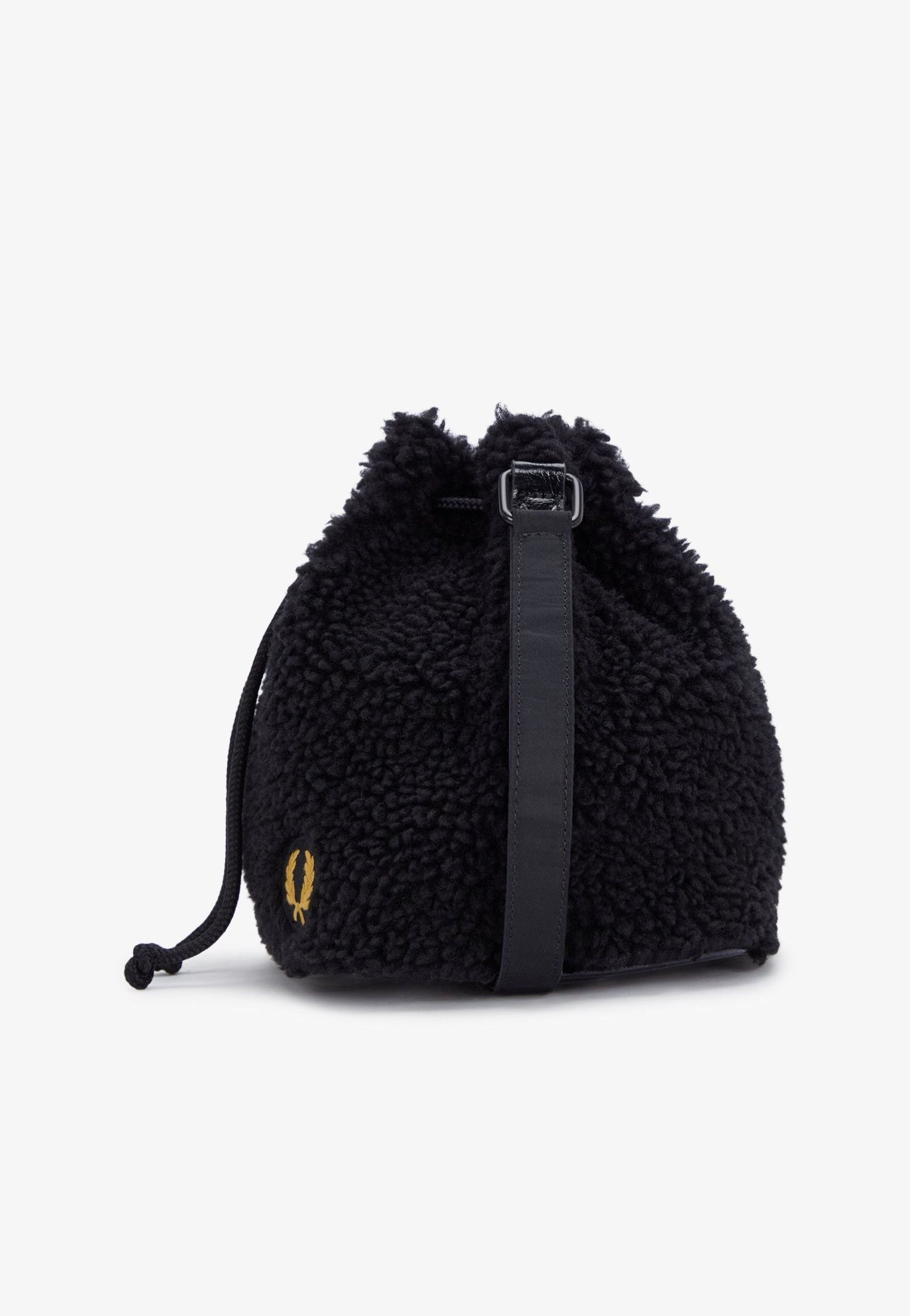 Fred Perry x Amy Winehouse - Amy Borg Bucket Black - Bag Cheap Tumblr