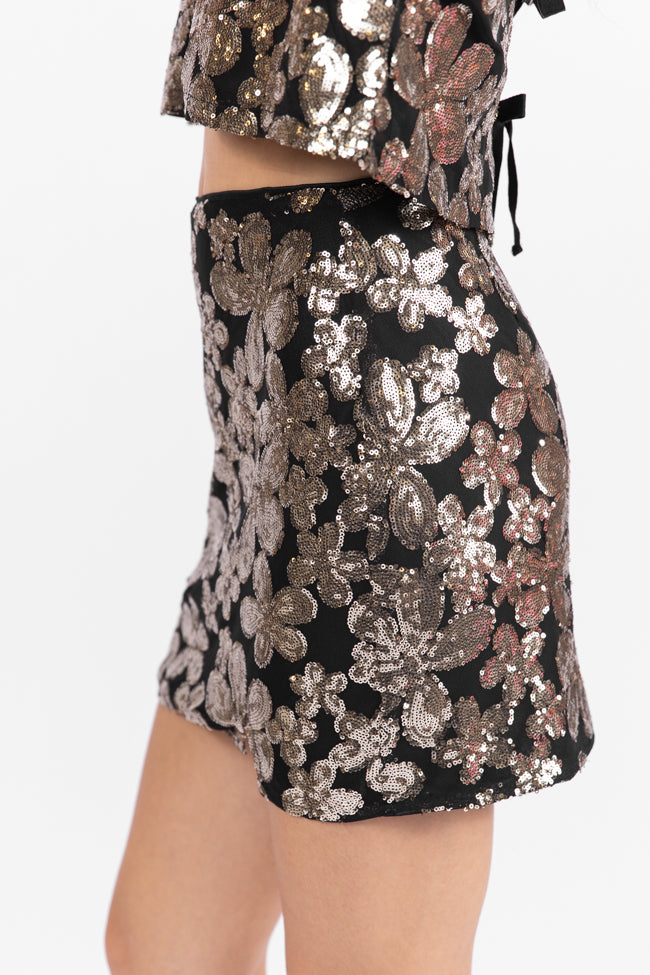 A Heart Of Gold Black Floral Print Sequin Mini Skirt SALE Outlet Cheap Pice