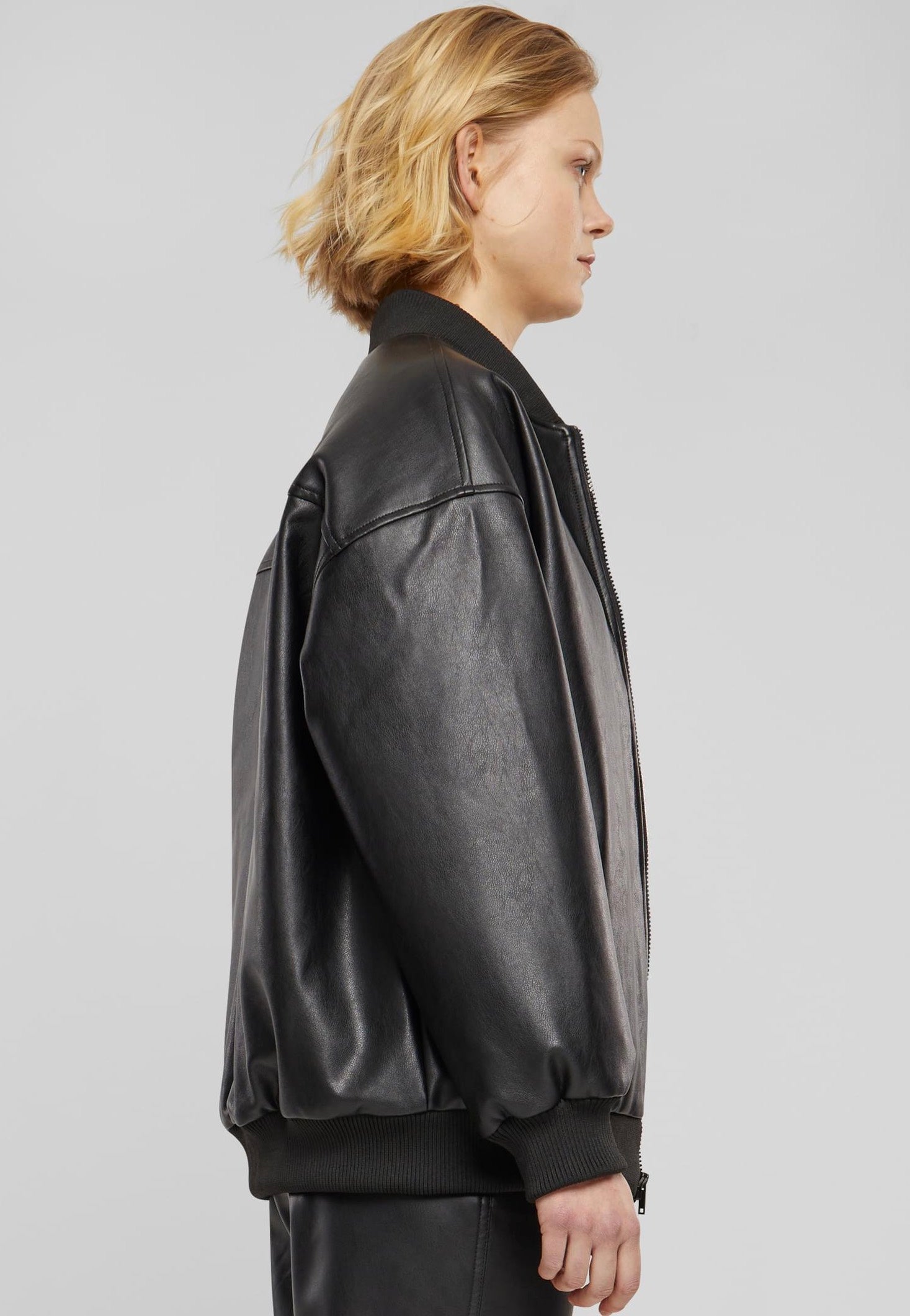 Urban Classics - Ladies Synthetic Leather Bomber Black - Leather Jacket Fast Delivery For Sale