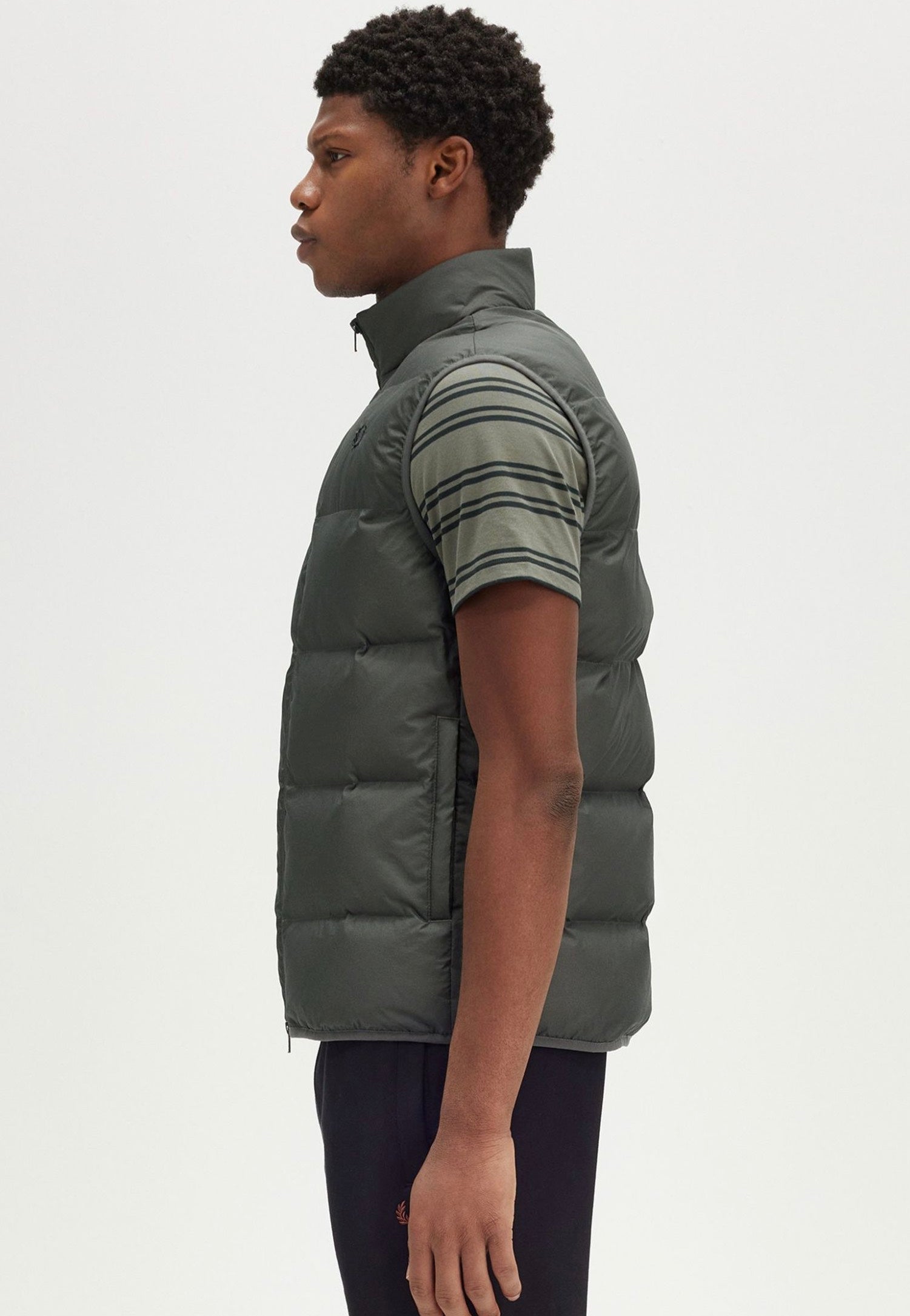 Fred Perry - Insulated Field Green - Vest 2025 New