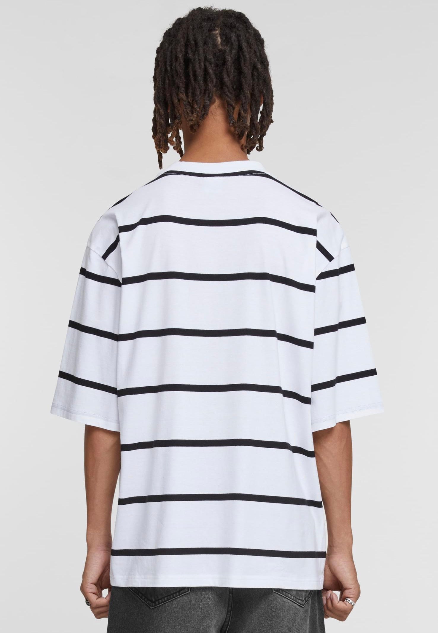 Urban Classics - Oversized Sleeve Modern Stripe White/Black - T-Shirt Outlet Brand New Unisex