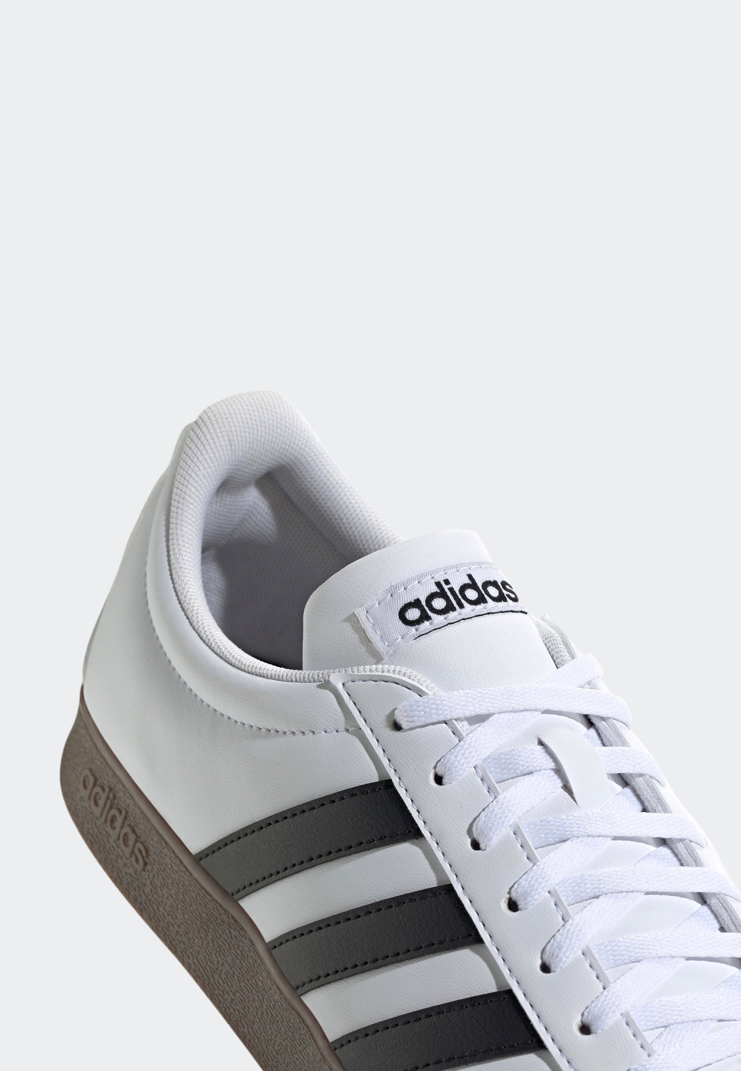 Adidas - Vl Court Base Ftwwht/Cblack/Greone - Shoes Clearance Online