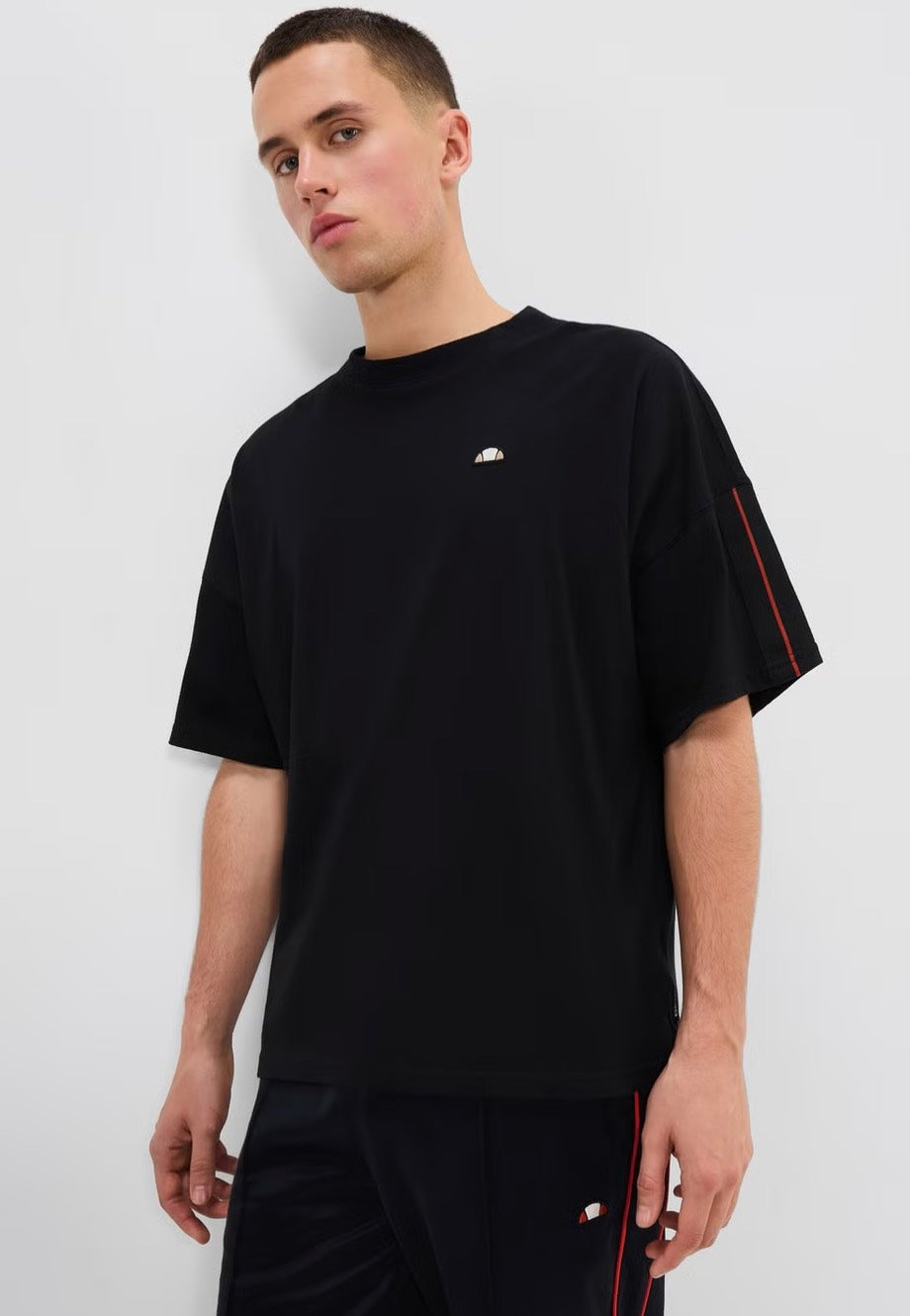 Ellesse - Savelli Black - T-Shirt Many Kinds Of Cheap Online