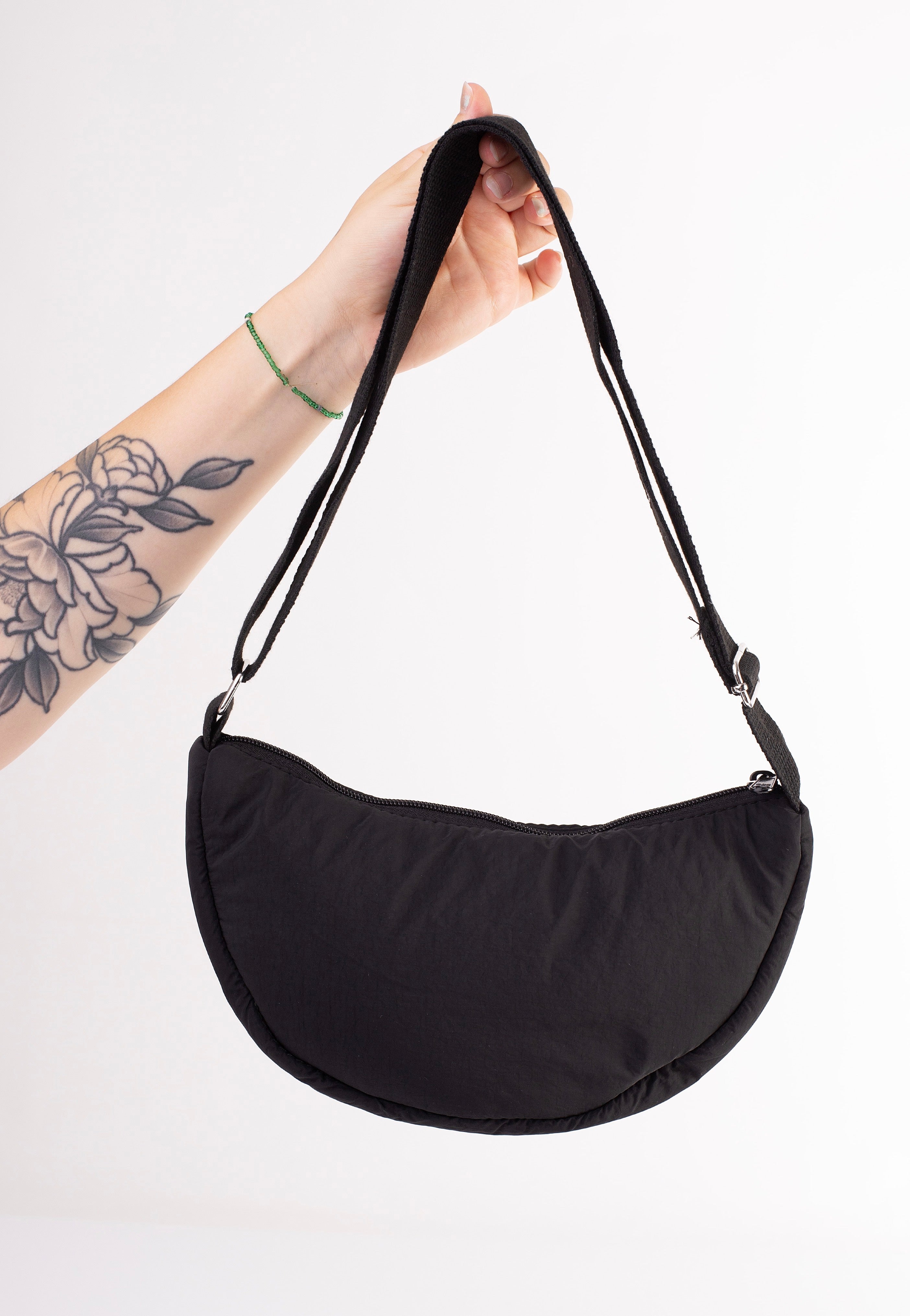 Urban Classics - Small Padded Black - Bag Huge Surprise