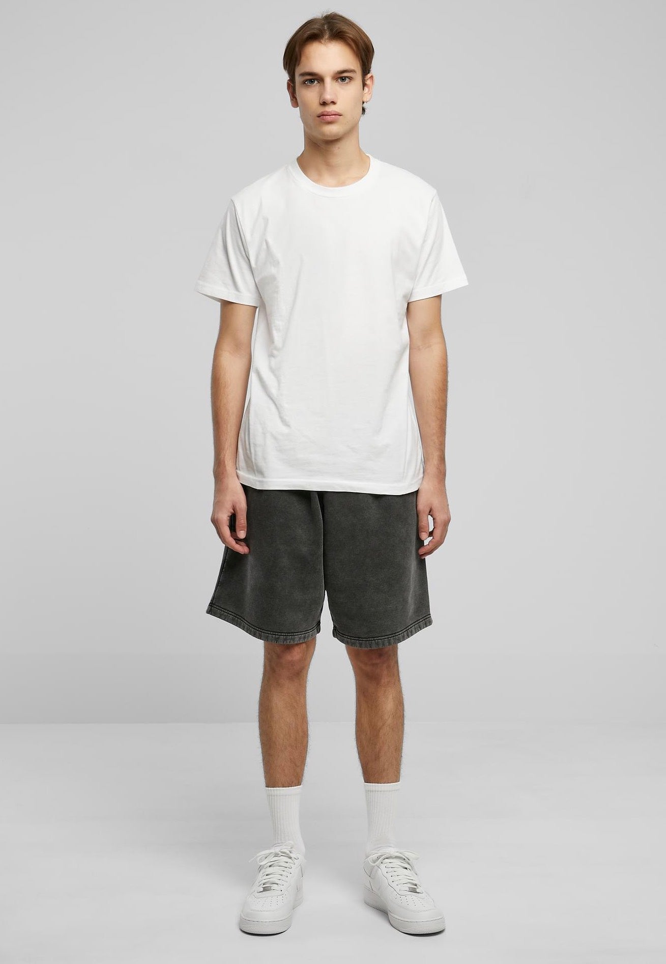 Urban Classics - Heavy Sand Washed Black - Shorts Deals