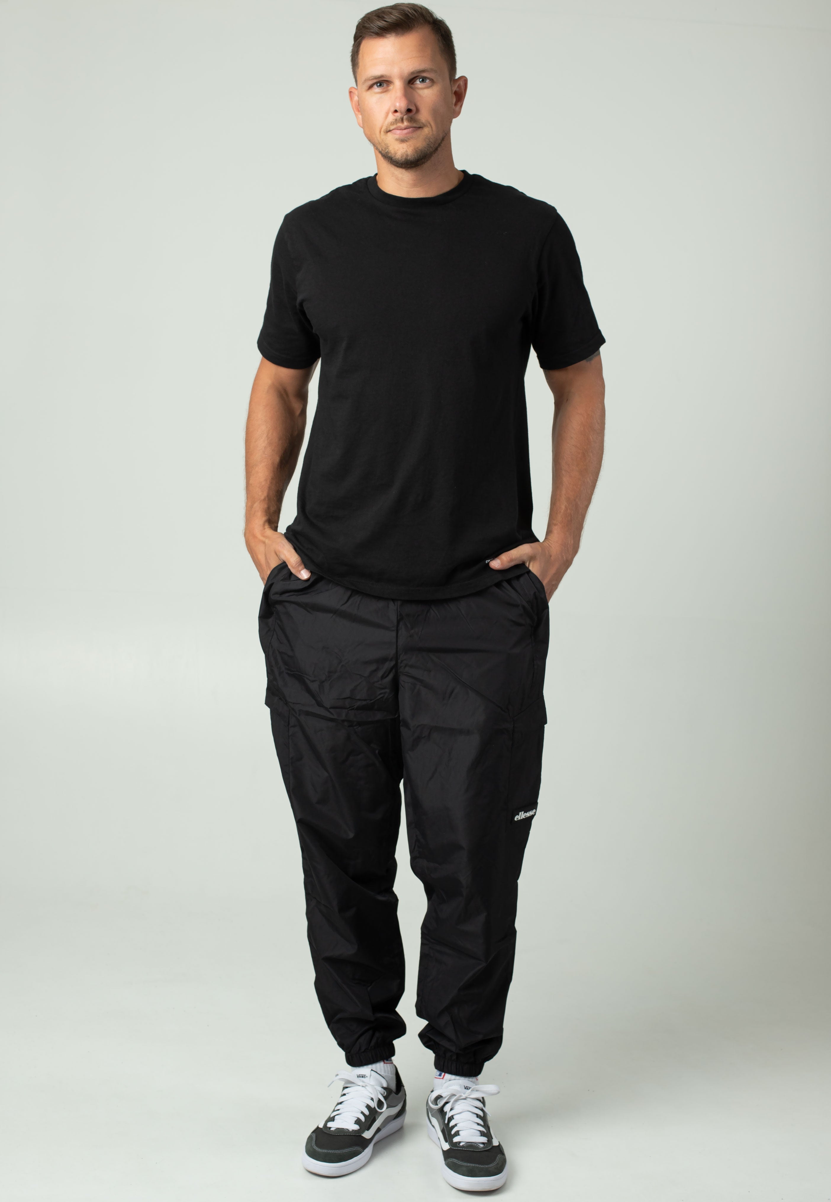 Ellesse - Guetta Track Black - Pants Buy Cheap Explore