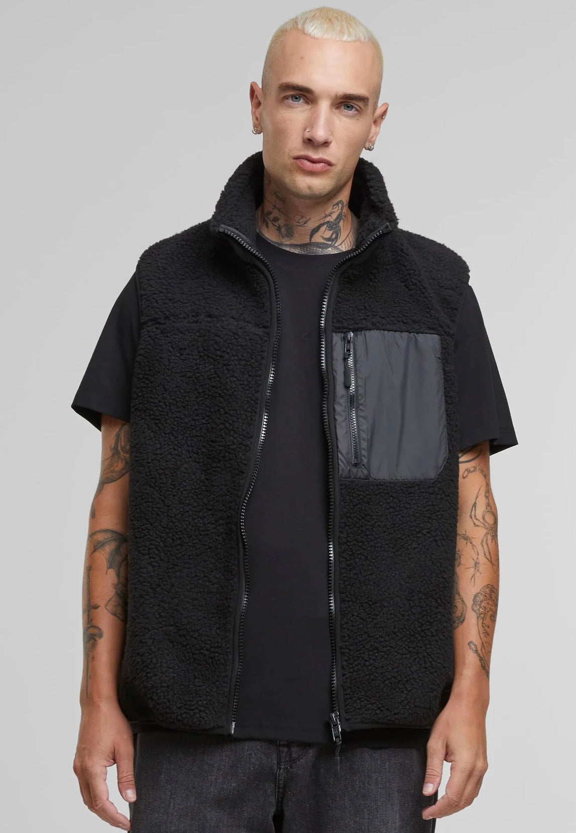 Urban Classics - Sherpa Black - Vest Buy Cheap Low Shipping