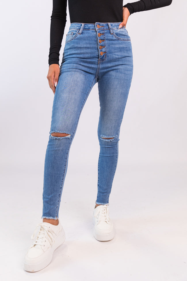 Chelsie Light Wash Busted Knee Jeans Clearance Footaction