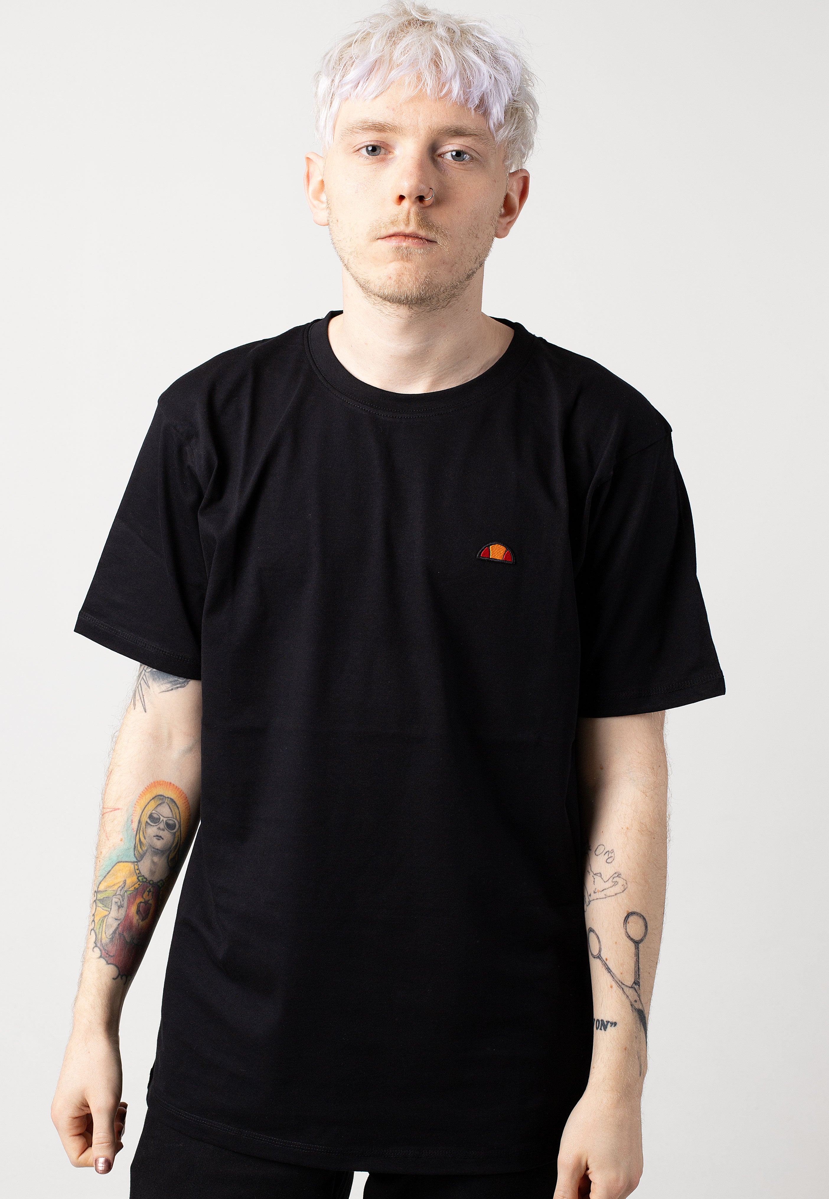 Ellesse - Cassica Black - T-Shirt Sale Finishline