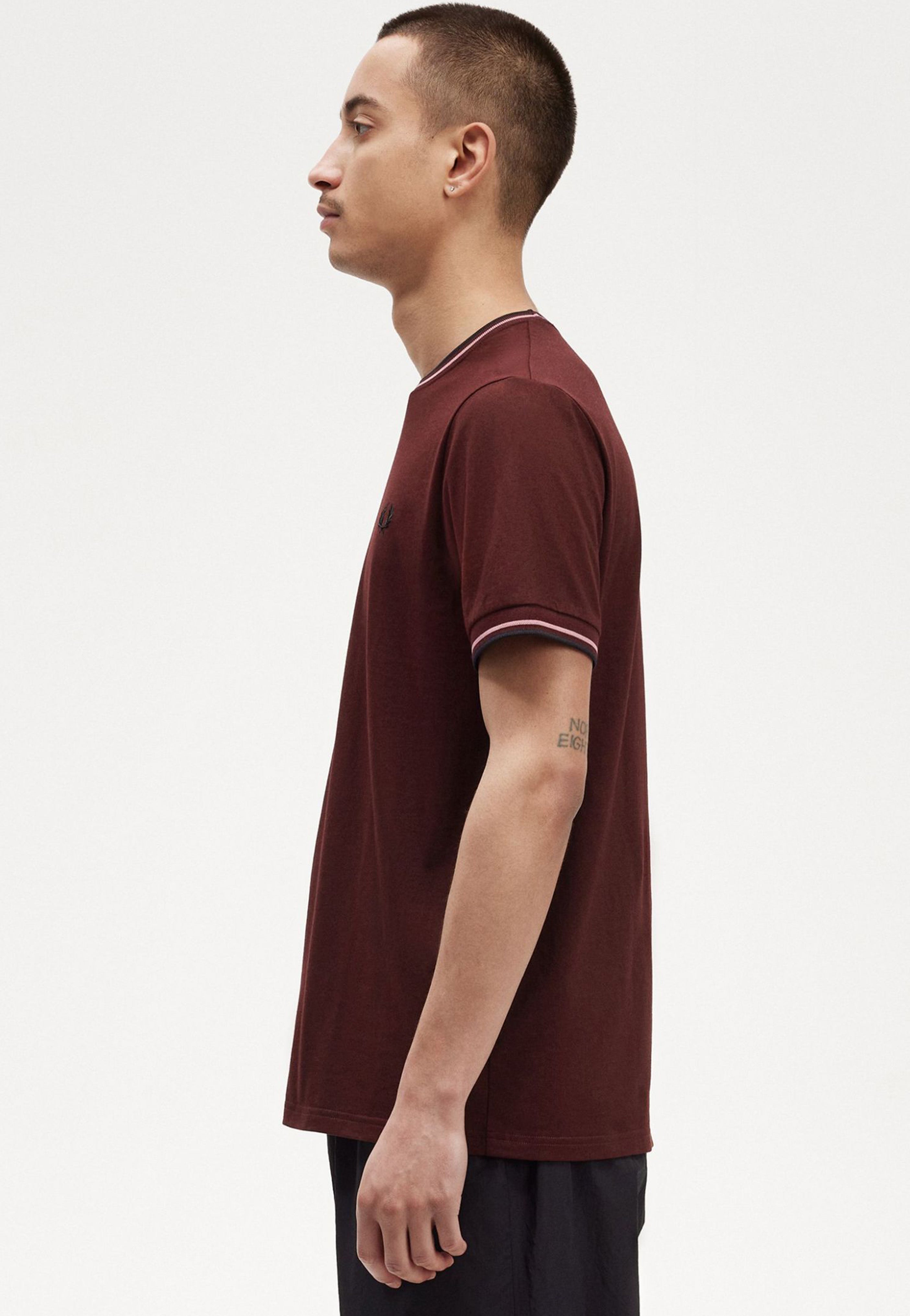 Fred Perry - Twin Tipped Oxblood - T-Shirt Free Shipping Reliable