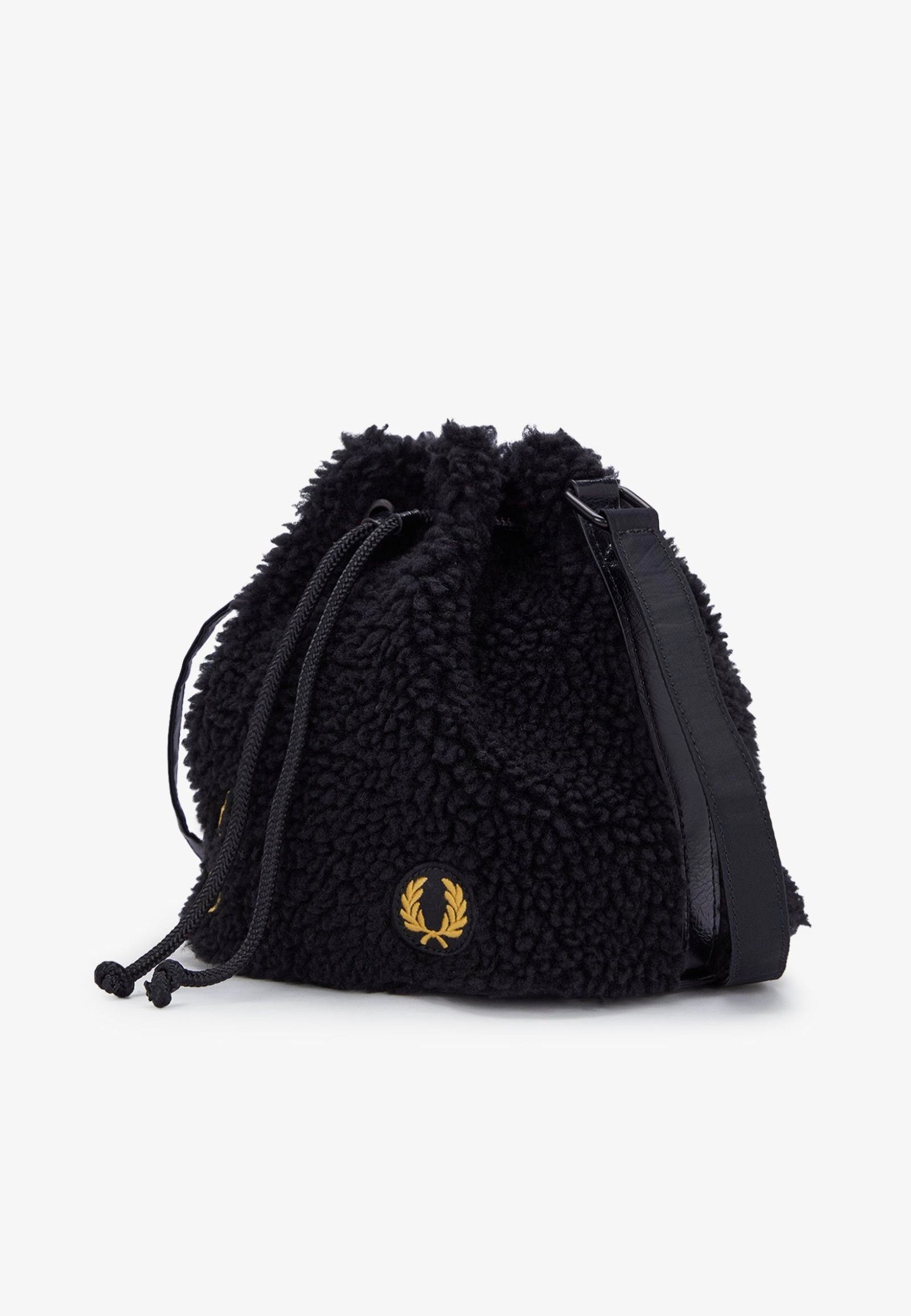 Fred Perry x Amy Winehouse - Amy Borg Bucket Black - Bag Cheap Tumblr