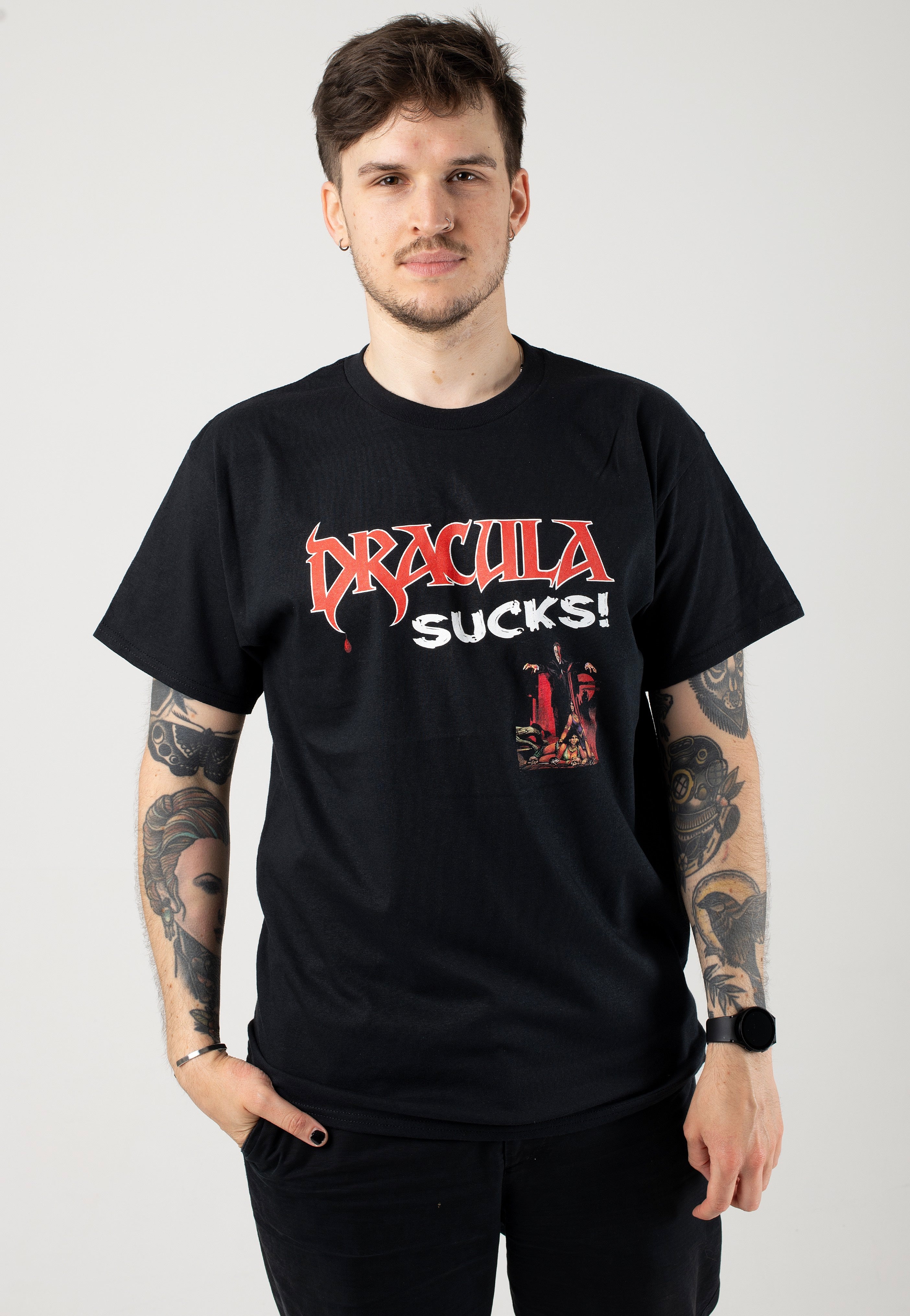 Dracula - Dracula Sucks - T-Shirt Professional