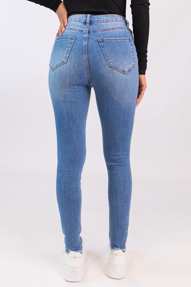 Chelsie Light Wash Busted Knee Jeans Clearance Footaction