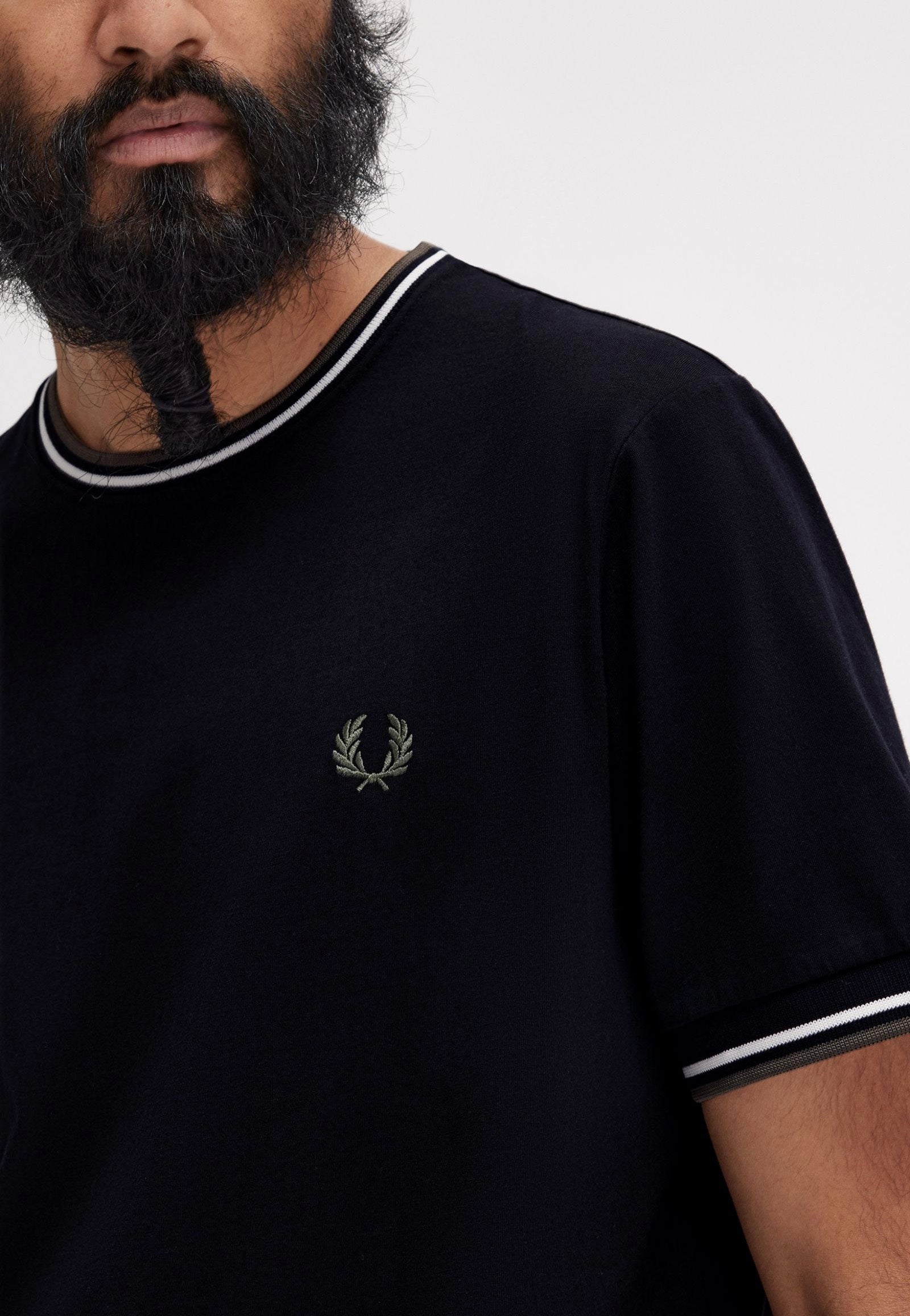 Fred Perry - Twin Tipped Black/Ecru/Laurel Wreath Green - T-Shirt Footlocker Pictures Online