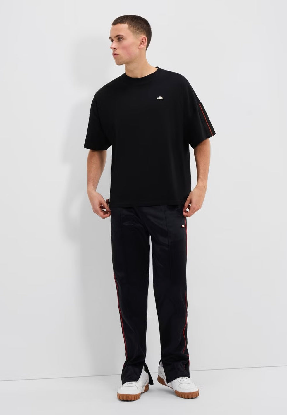 Ellesse - Savelli Black - T-Shirt Many Kinds Of Cheap Online