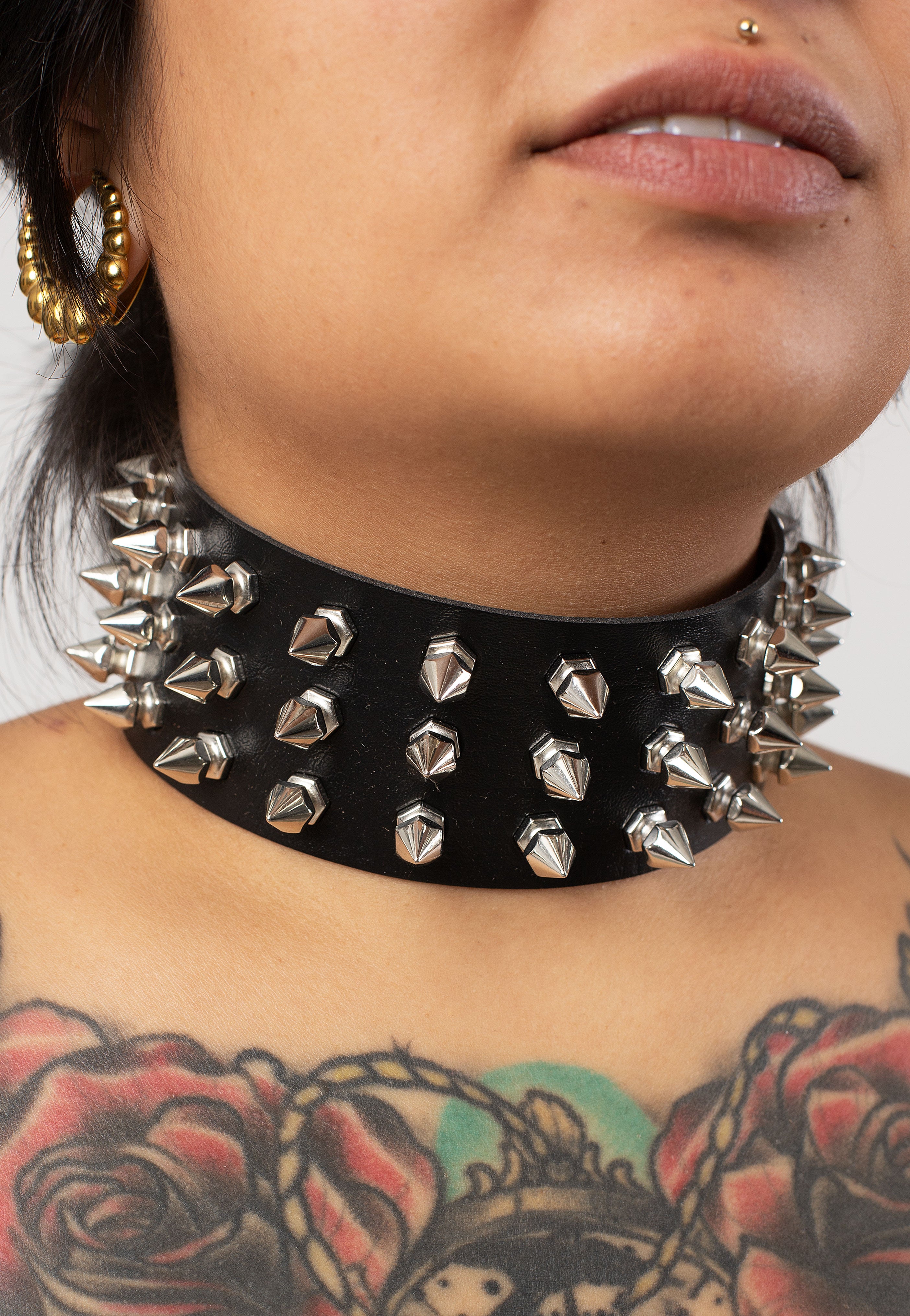 Bullet69 - 3 Row Spike Neckband Black - Choker Sale Amazon