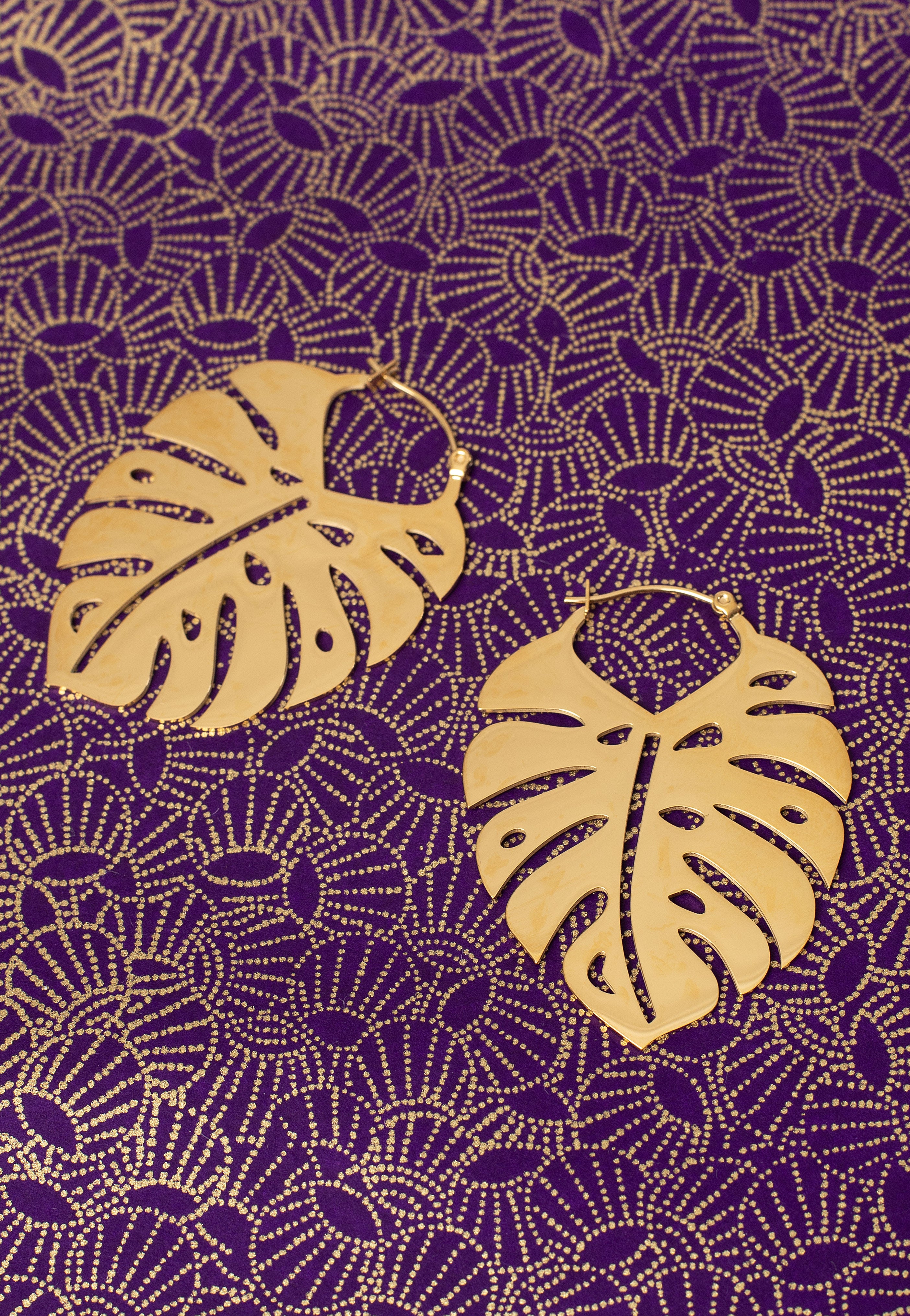 Wildcat - Monstera Leaf Gold - Earrings Outlet Visit